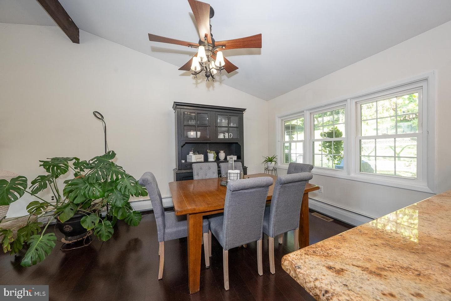 935 Longview Road photo 14