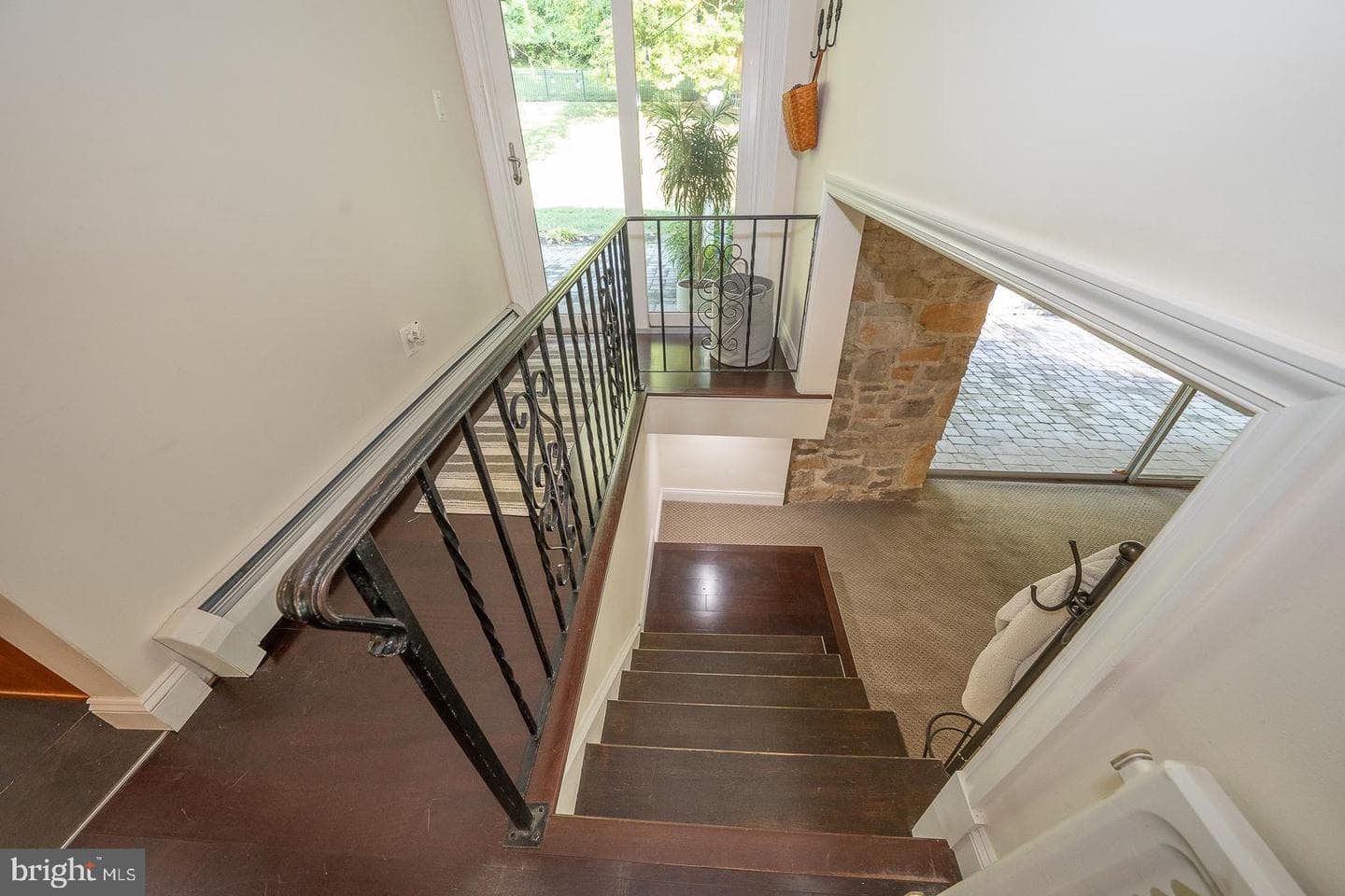 935 Longview Road photo 16