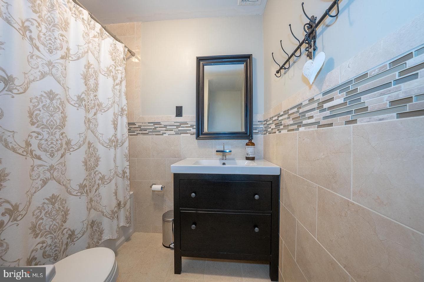 935 Longview Road photo 17