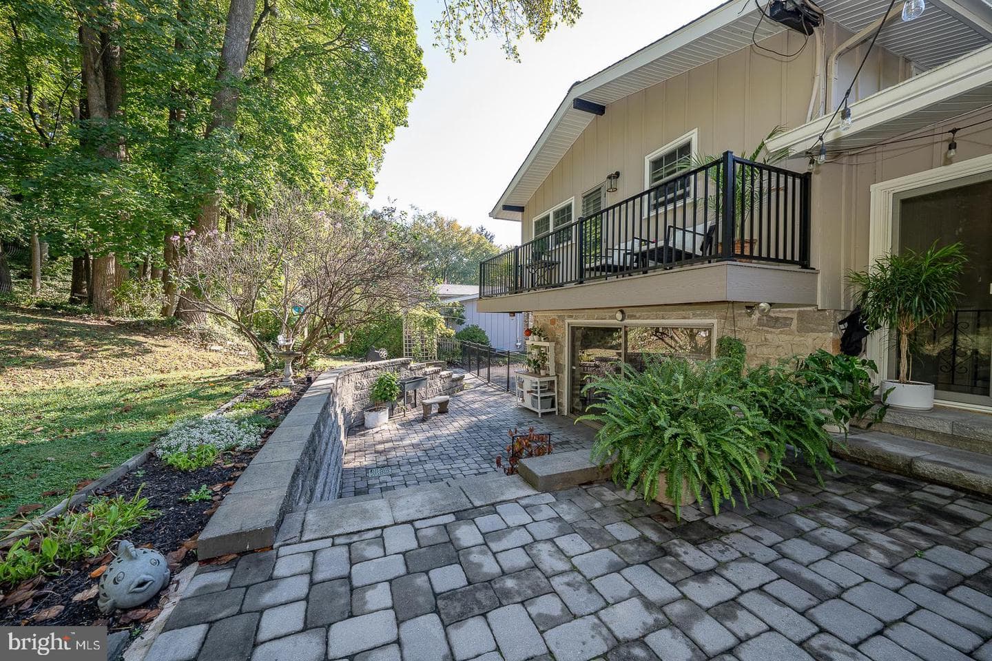 935 Longview Road photo 37