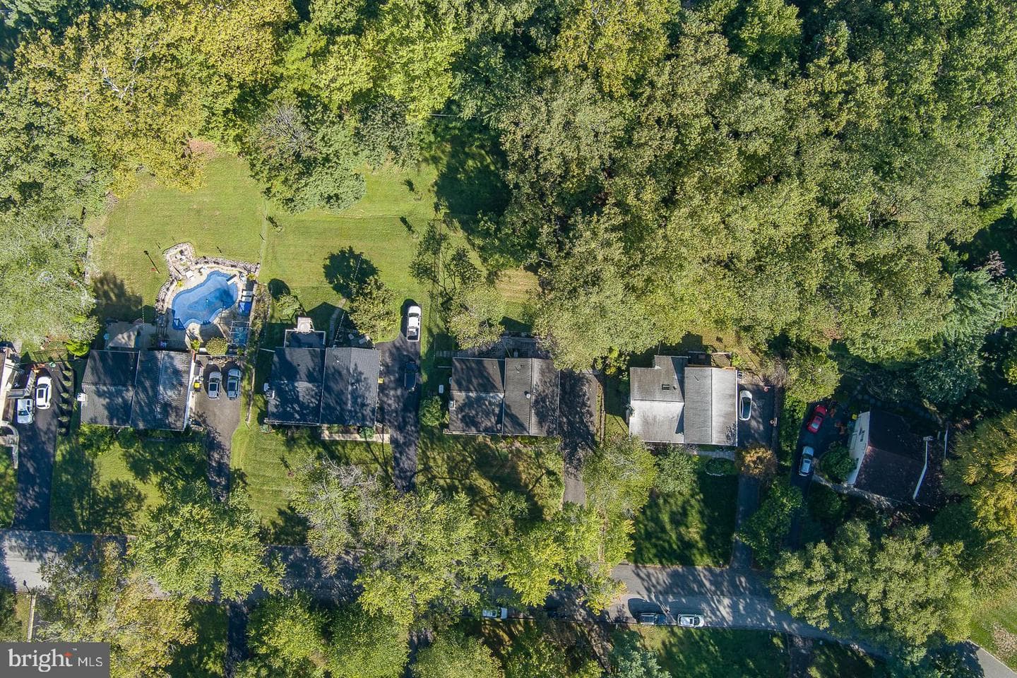 935 Longview Road photo 4