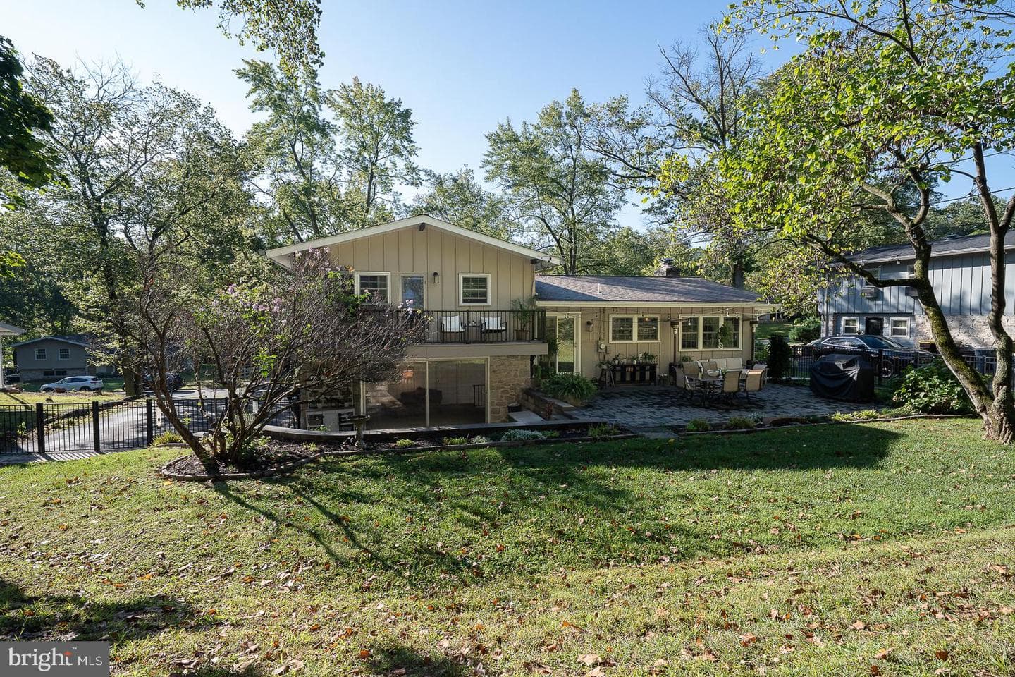 935 Longview Road photo 41