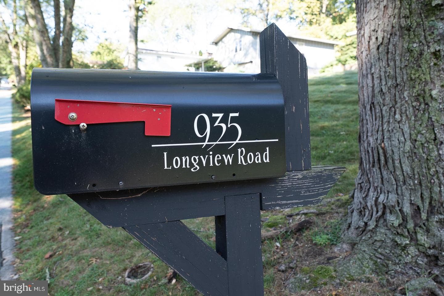 935 Longview Road photo 44