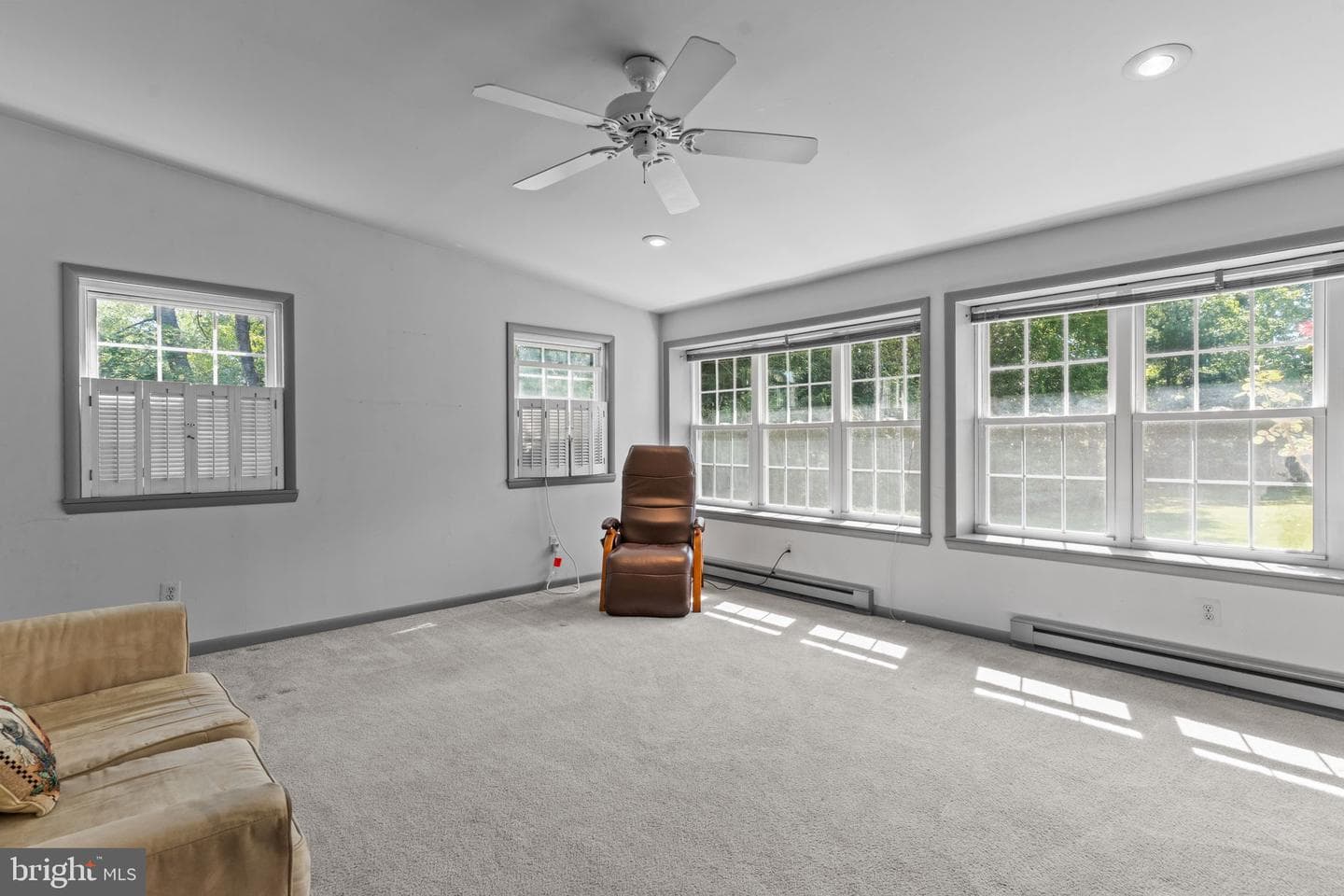 162 Hoover photo 17