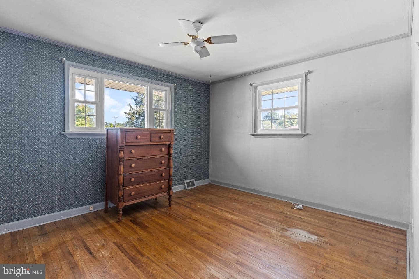 162 Hoover photo 19