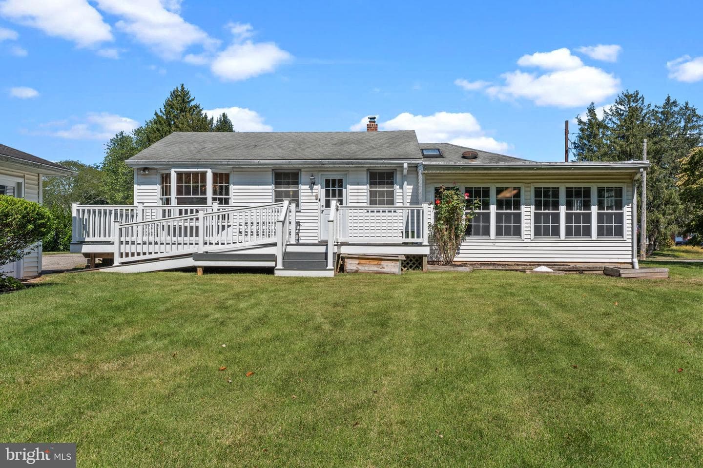 162 Hoover photo 34