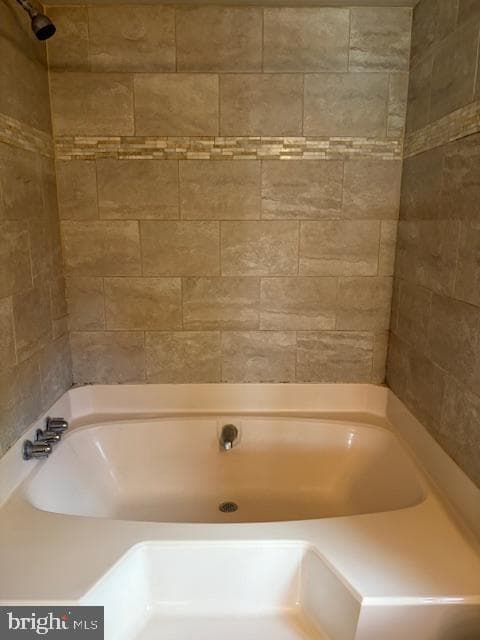 100 Woodland Lane photo 4