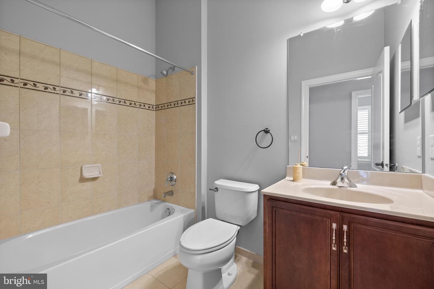 491 Peters Way photo 10