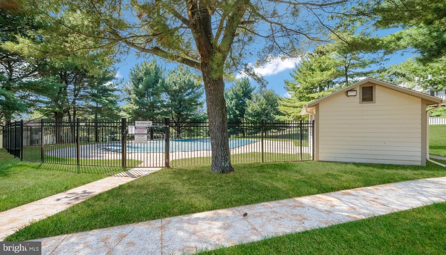 1413 Morris Court photo 30