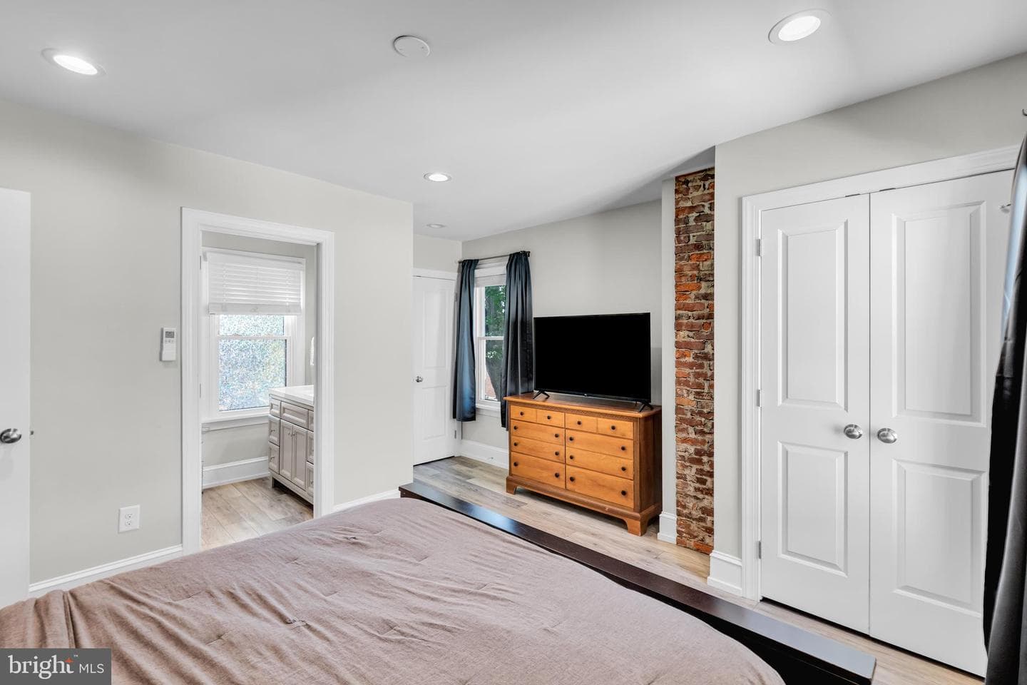 132 Green Street photo 31