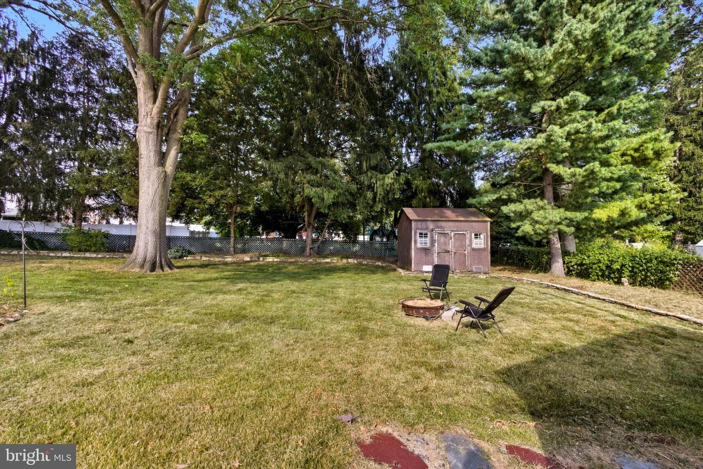 985 Milkweed Lane photo 38