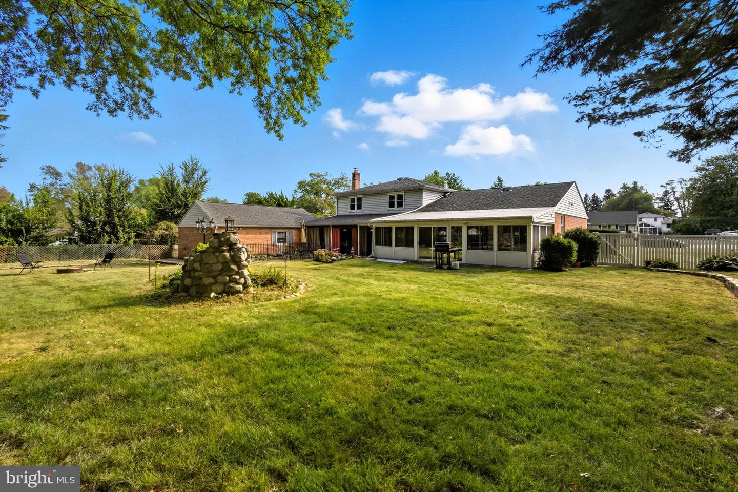 985 Milkweed Lane photo 41