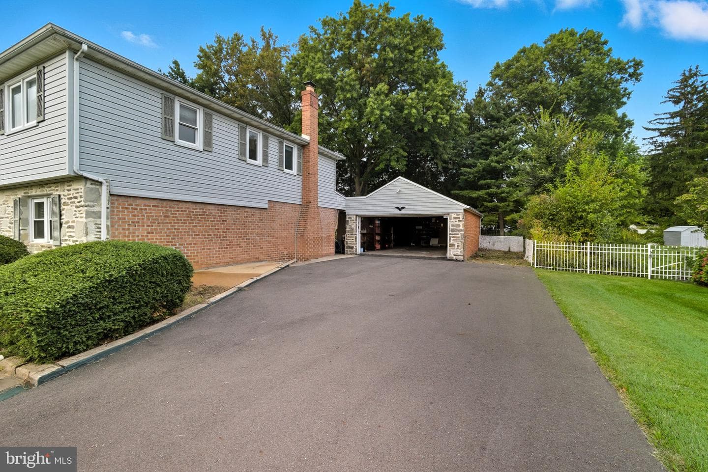 985 Milkweed Lane photo 48