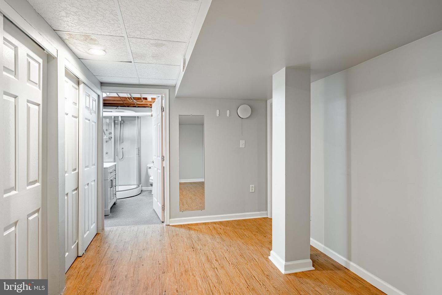 206 Bolton Court photo 31