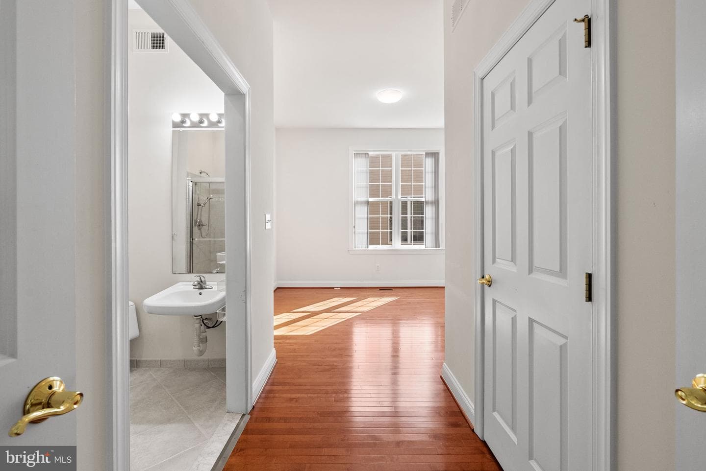 133 Sloan Road photo 16