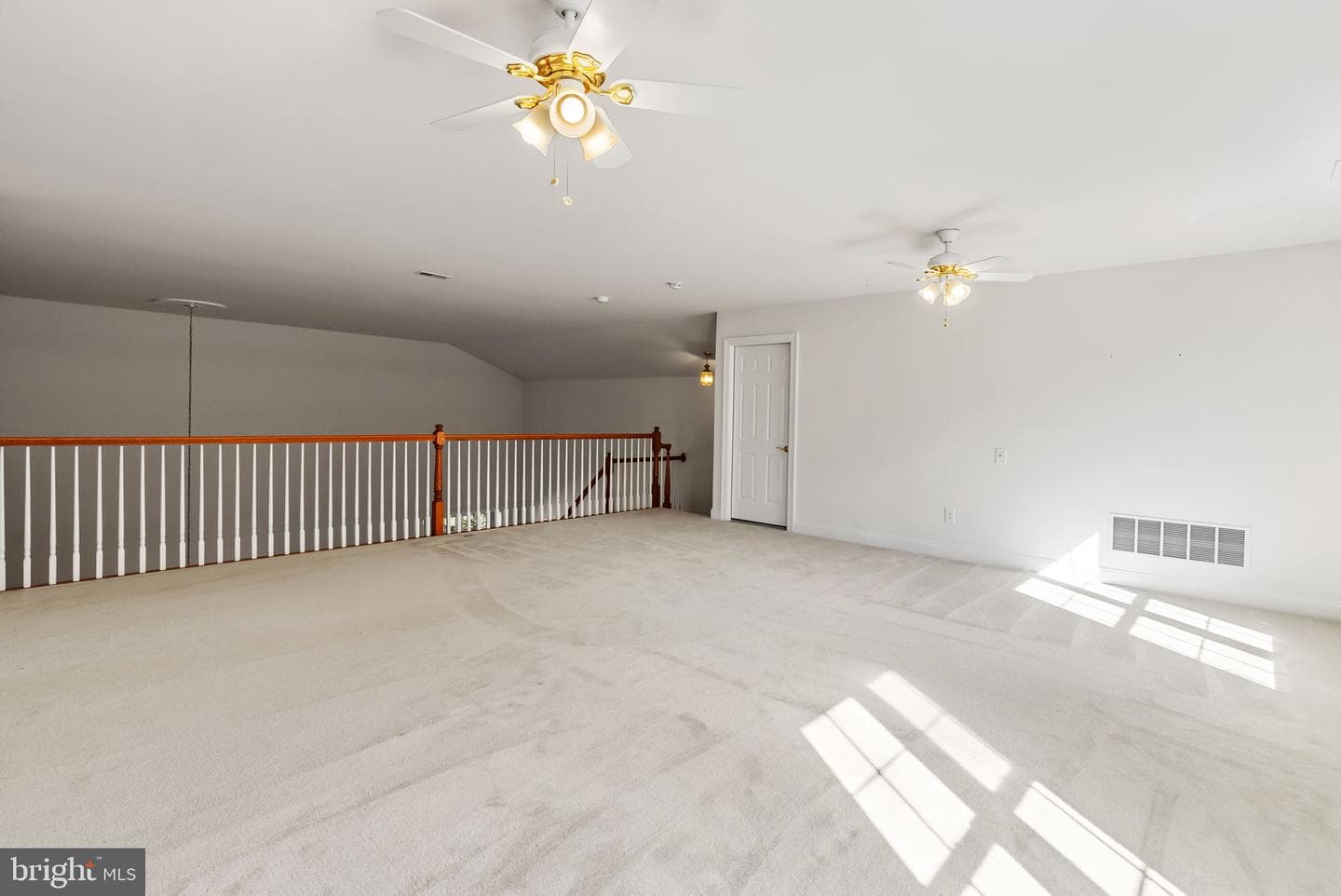133 Sloan Road photo 29