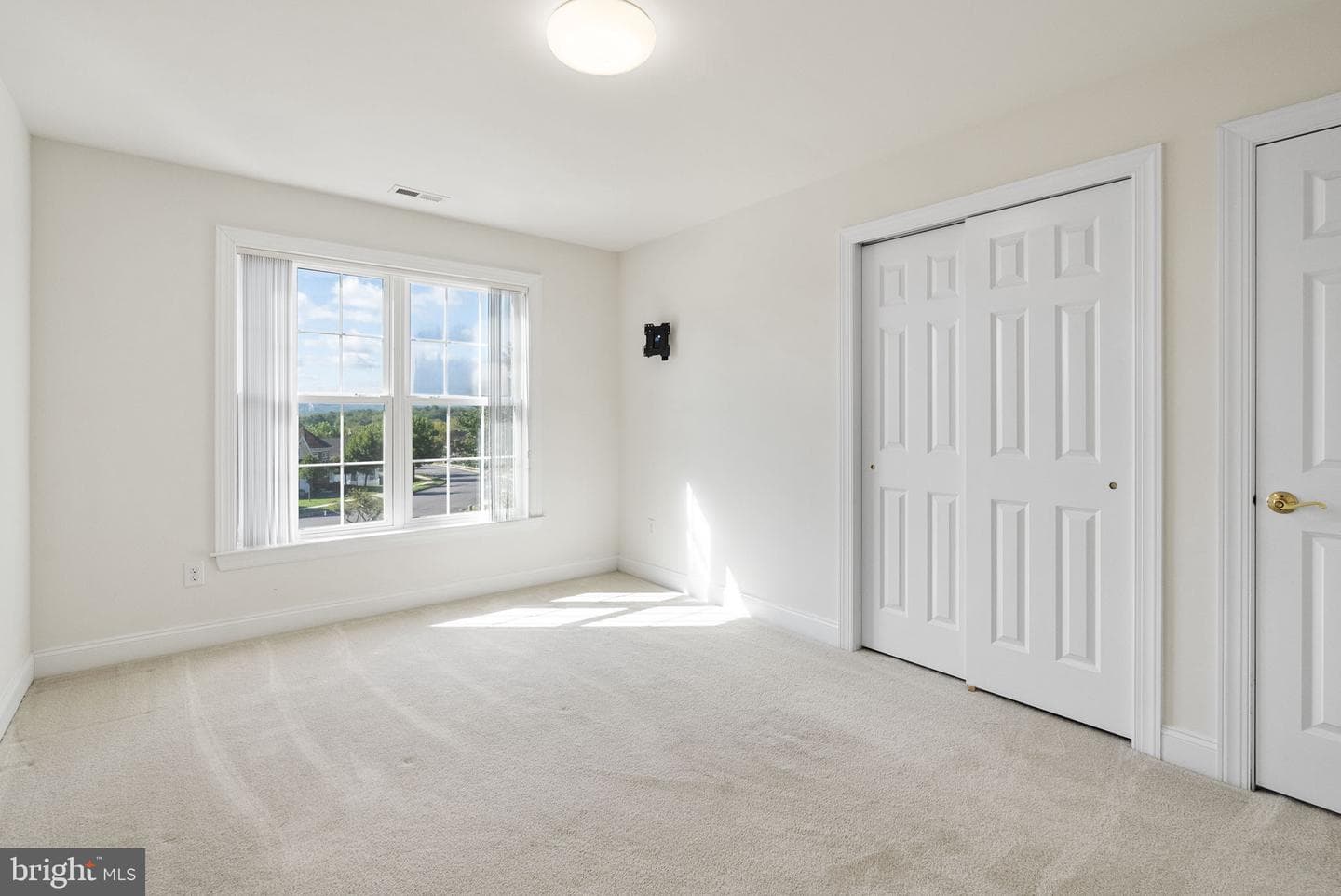 133 Sloan Road photo 32