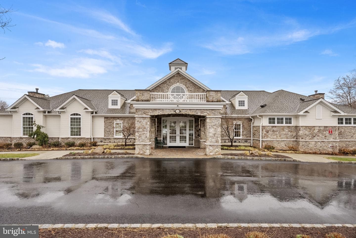 133 Sloan Road photo 65