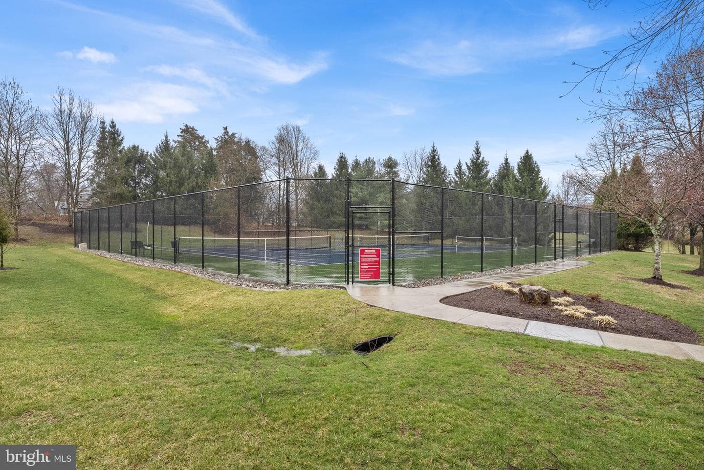 133 Sloan Road photo 66