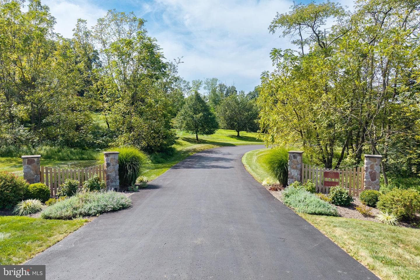 540 Landis Road photo 3