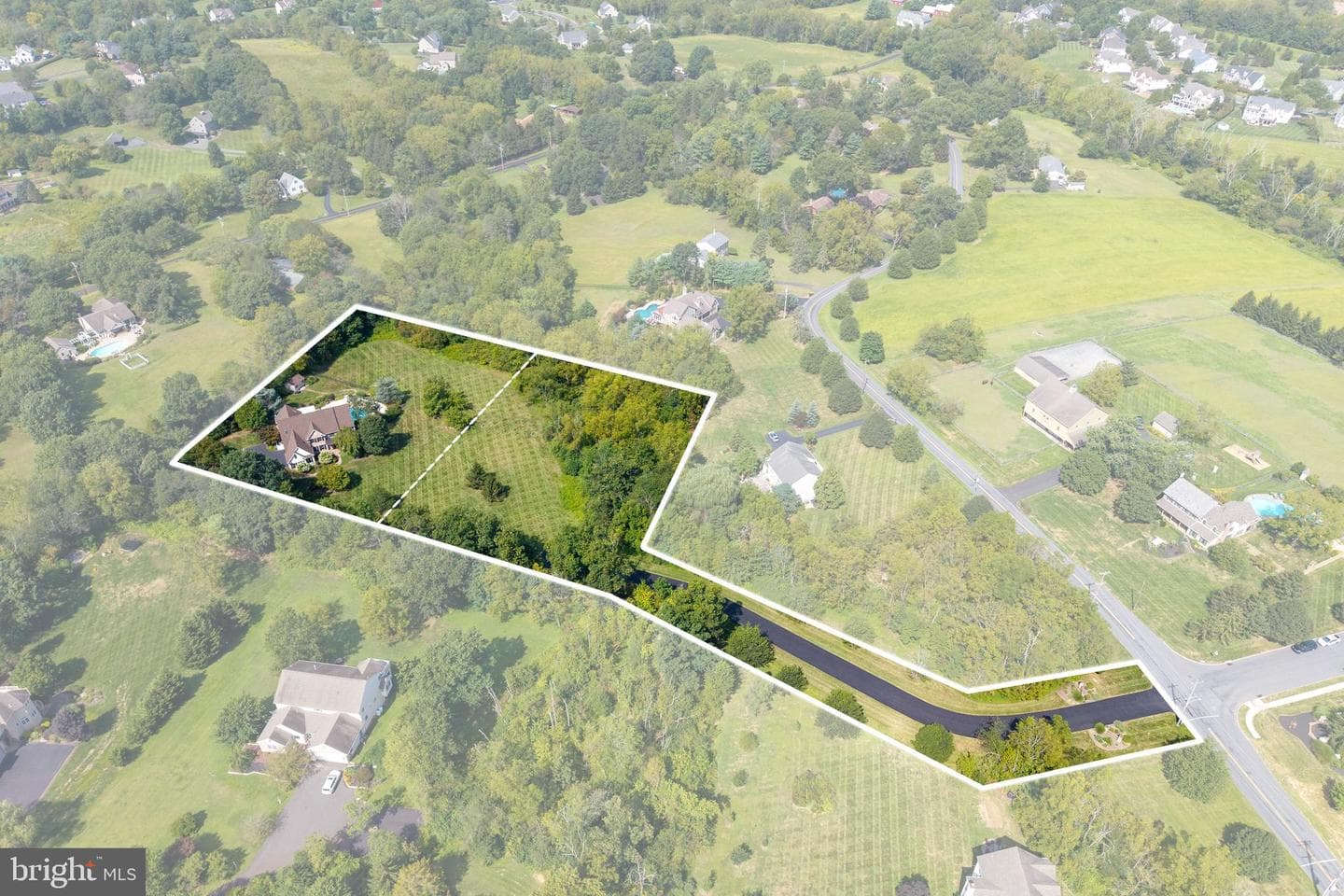 540 Landis Road photo 9