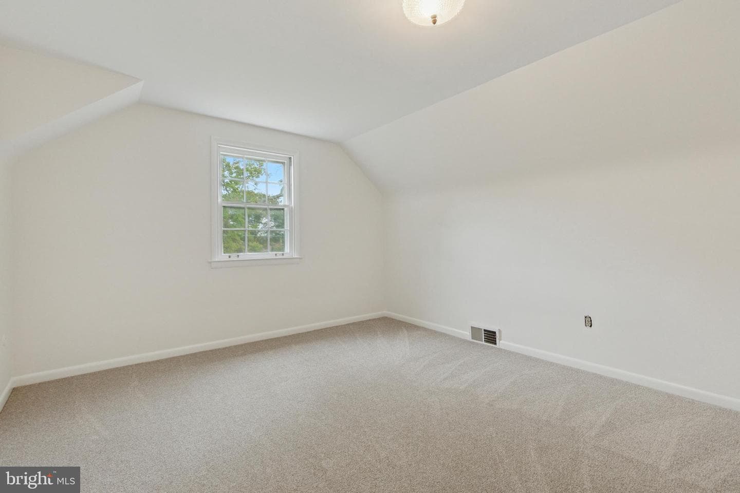 514 Madison Avenue photo 21