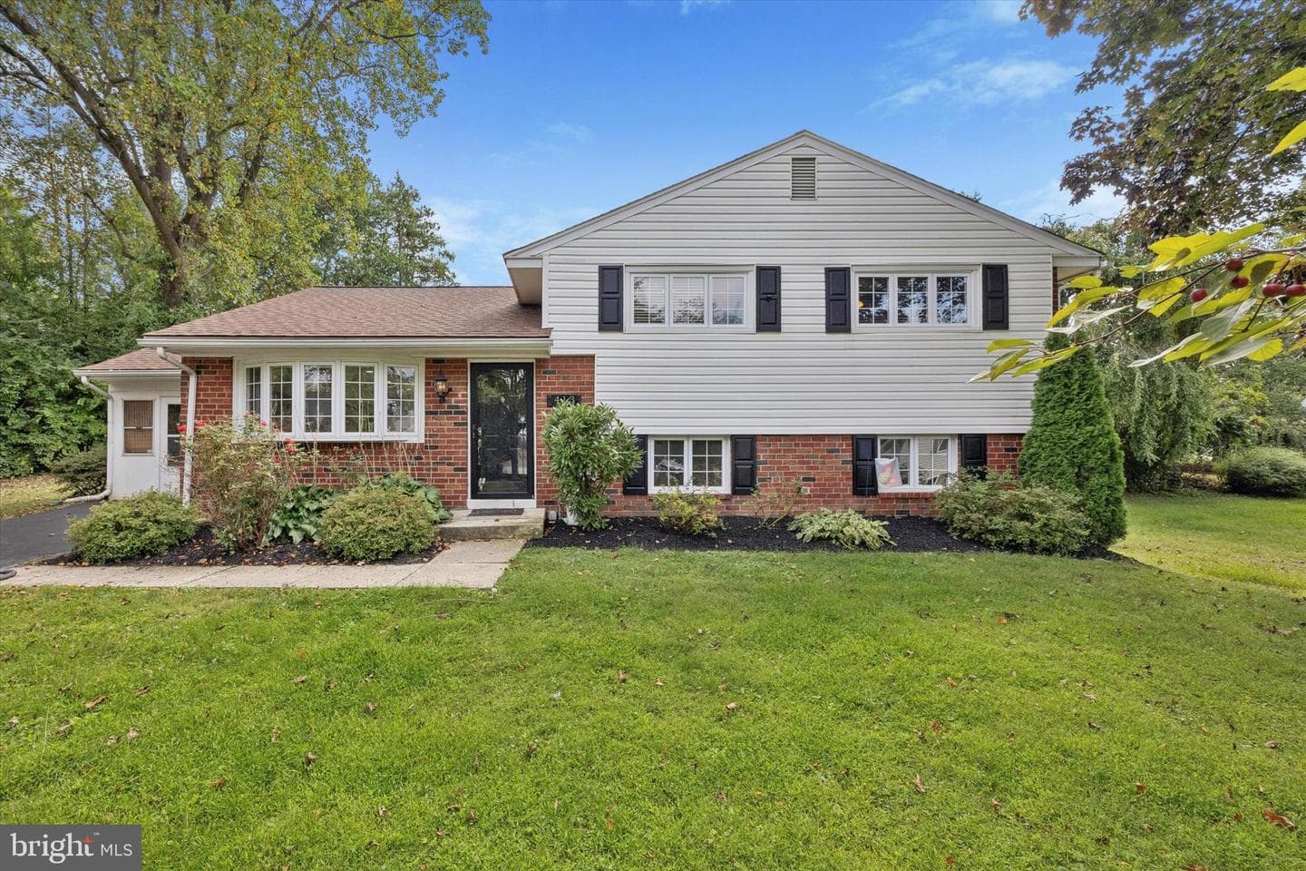413 Hillside Road