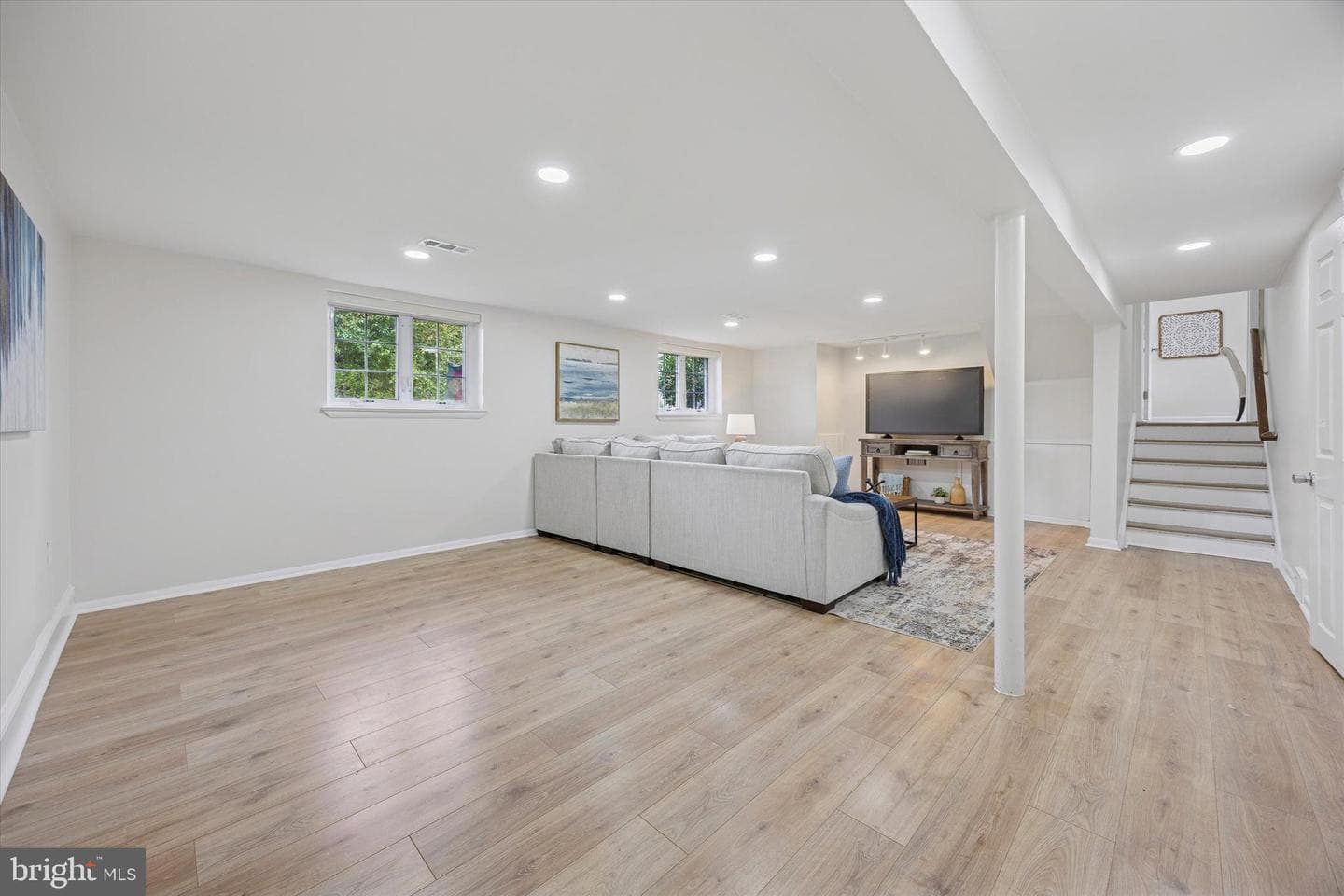 413 Hillside Road photo 12