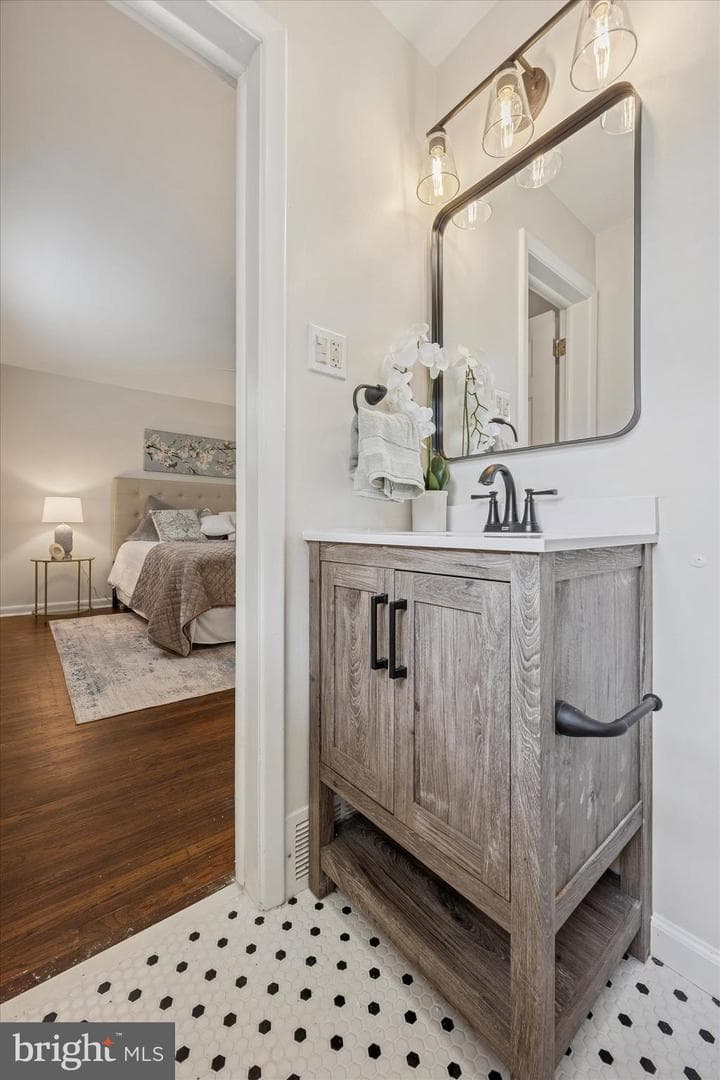 413 Hillside Road photo 17