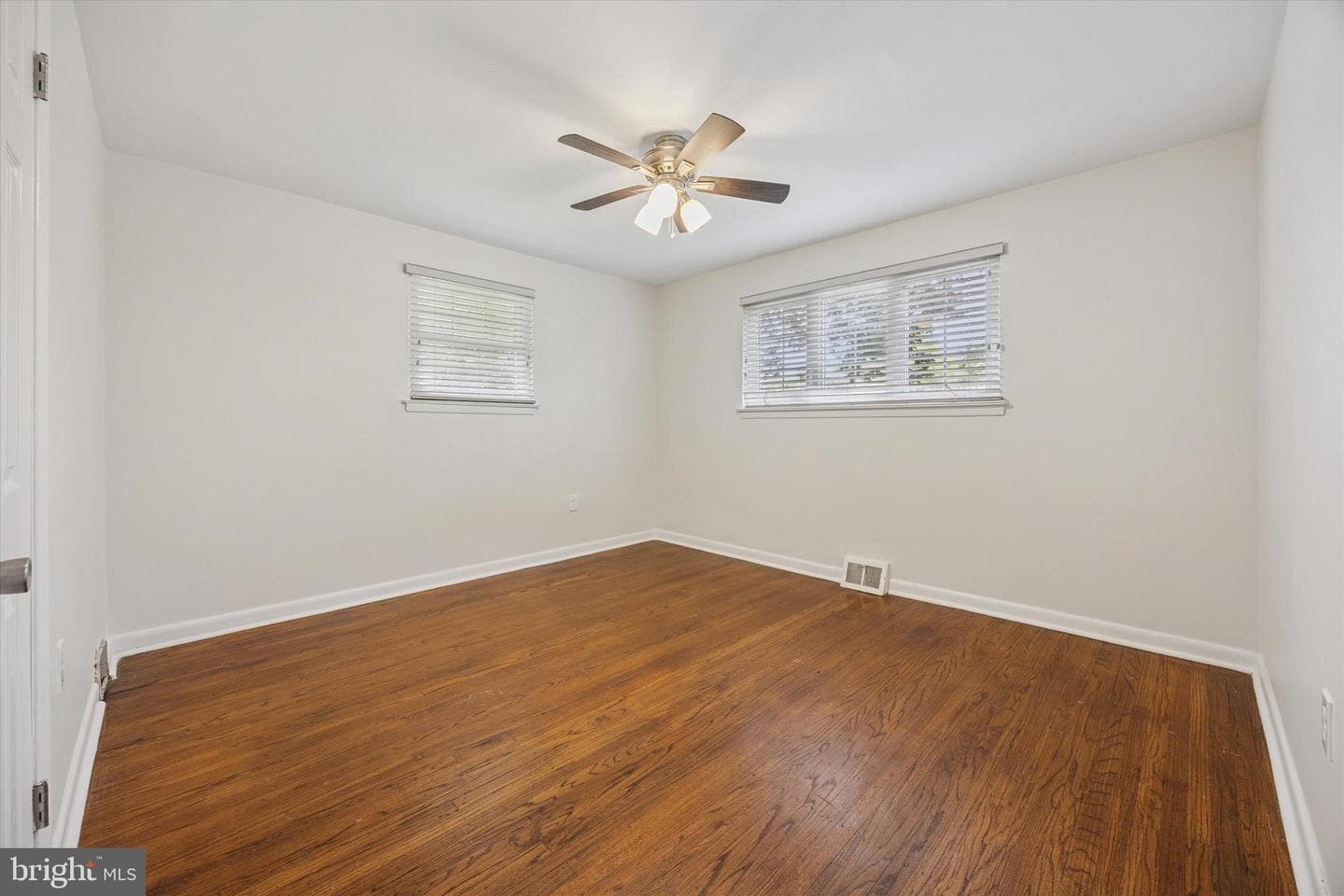 413 Hillside Road photo 19