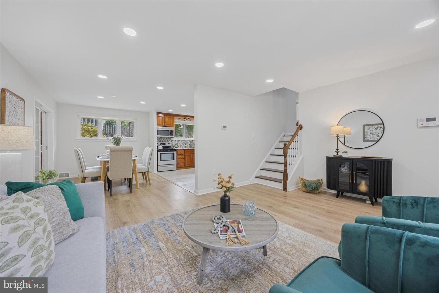 413 Hillside Road photo 3