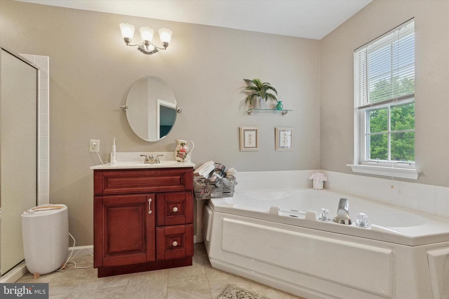 405 Country Club Drive photo 14