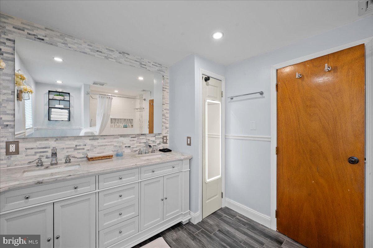 1653 Bridle Path Drive photo 30