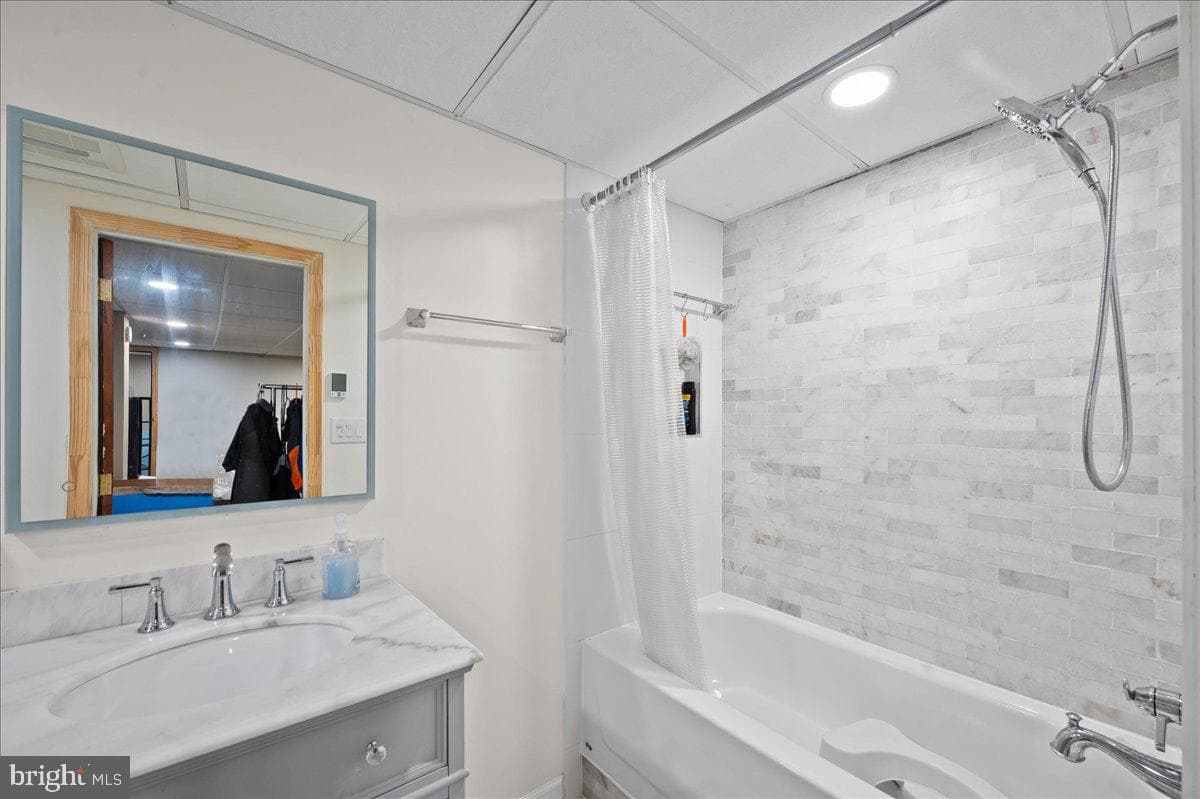 1653 Bridle Path Drive photo 33