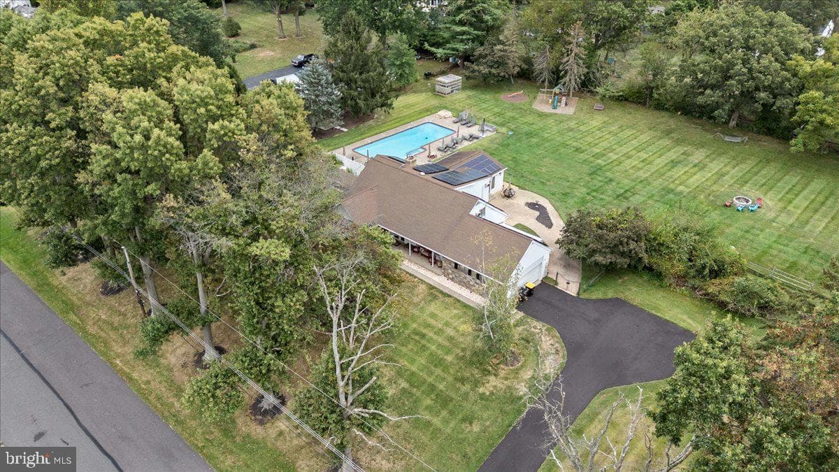 1653 Bridle Path Drive photo 37