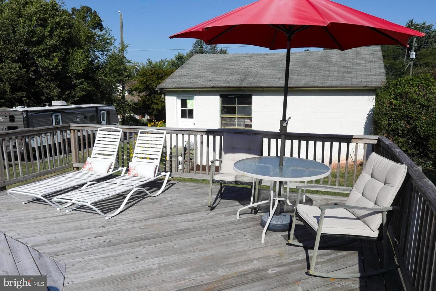 523 Bridge Street photo 17