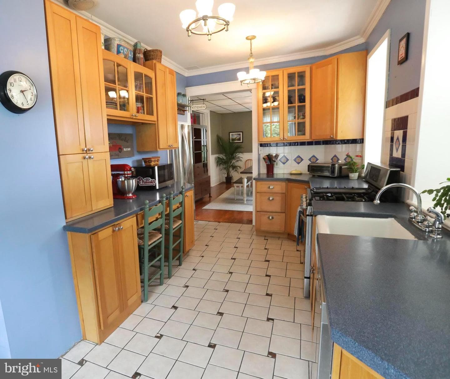 523 Bridge Street photo 40
