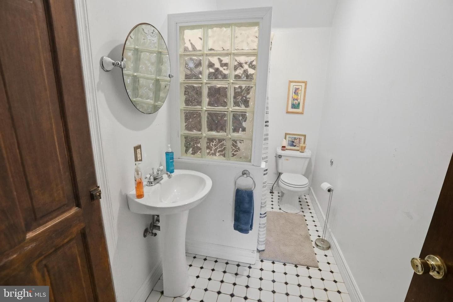 523 Bridge Street photo 52