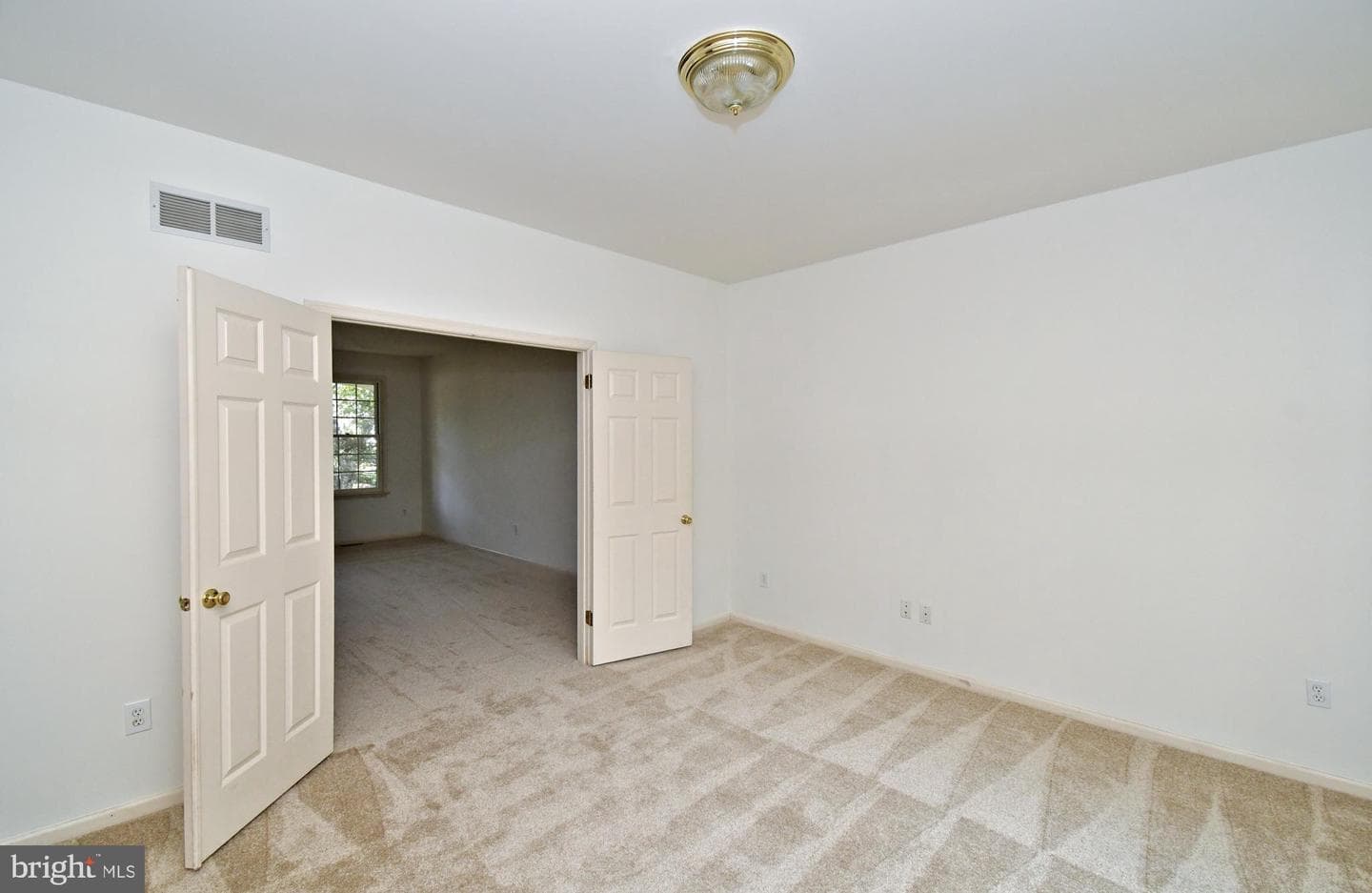 2234 Locust Drive photo 14
