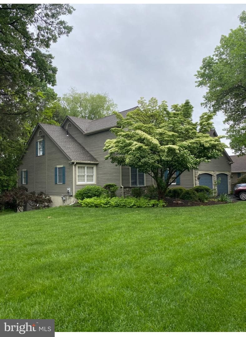 1752 Oak Hill Drive, Huntingdon Valley