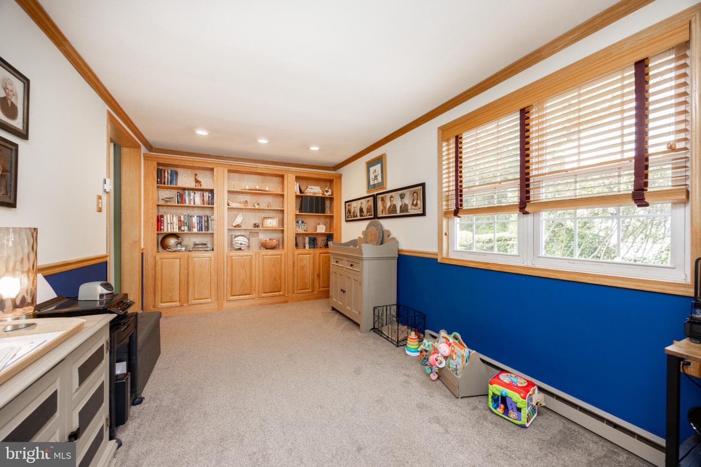 709 N Henderson Road photo 16