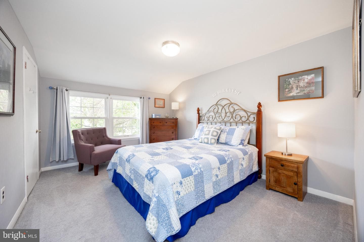 709 N Henderson Road photo 23