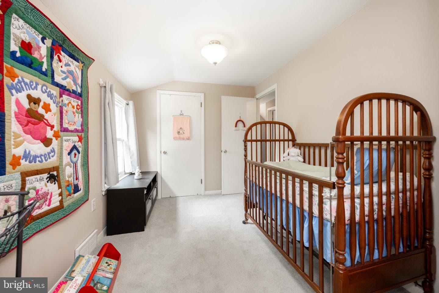 709 N Henderson Road photo 28