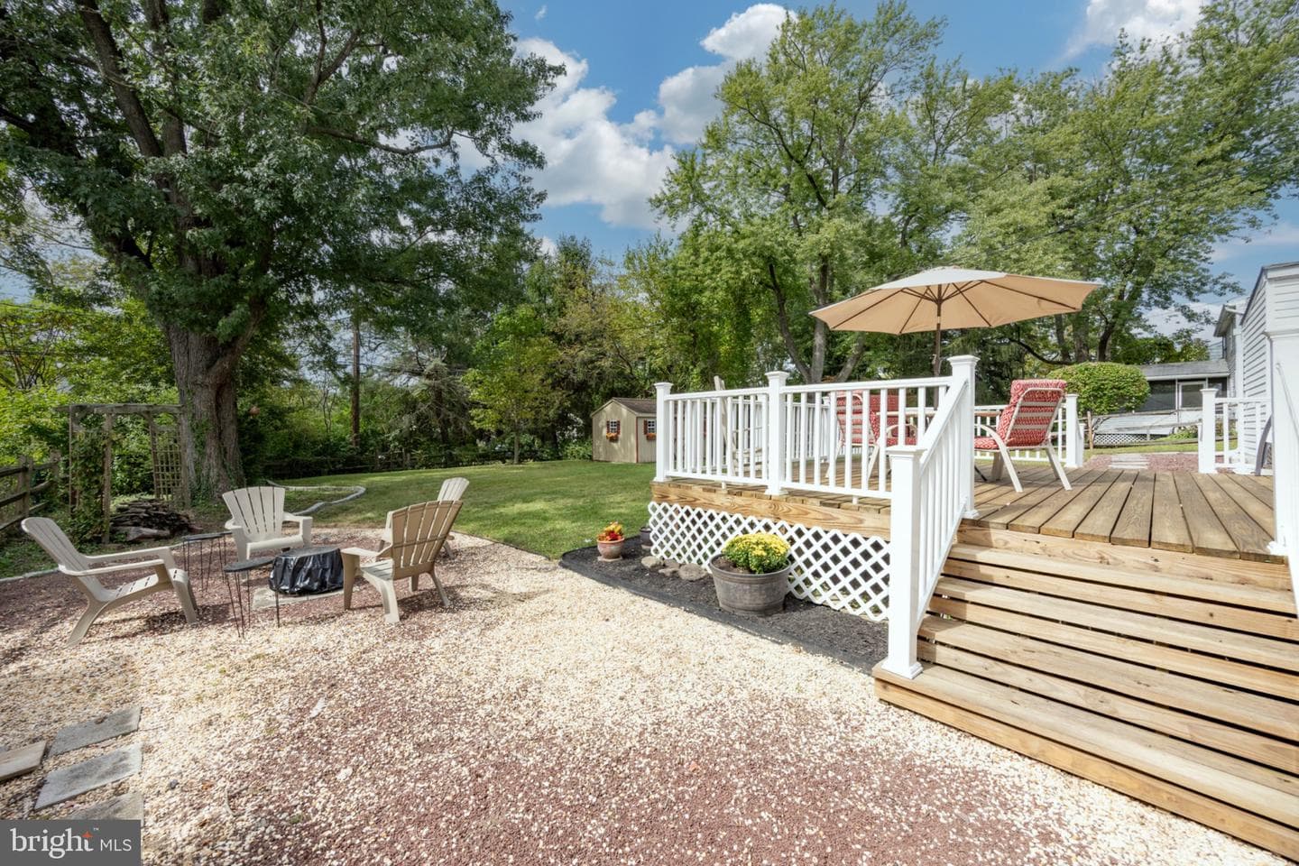 709 N Henderson Road photo 41