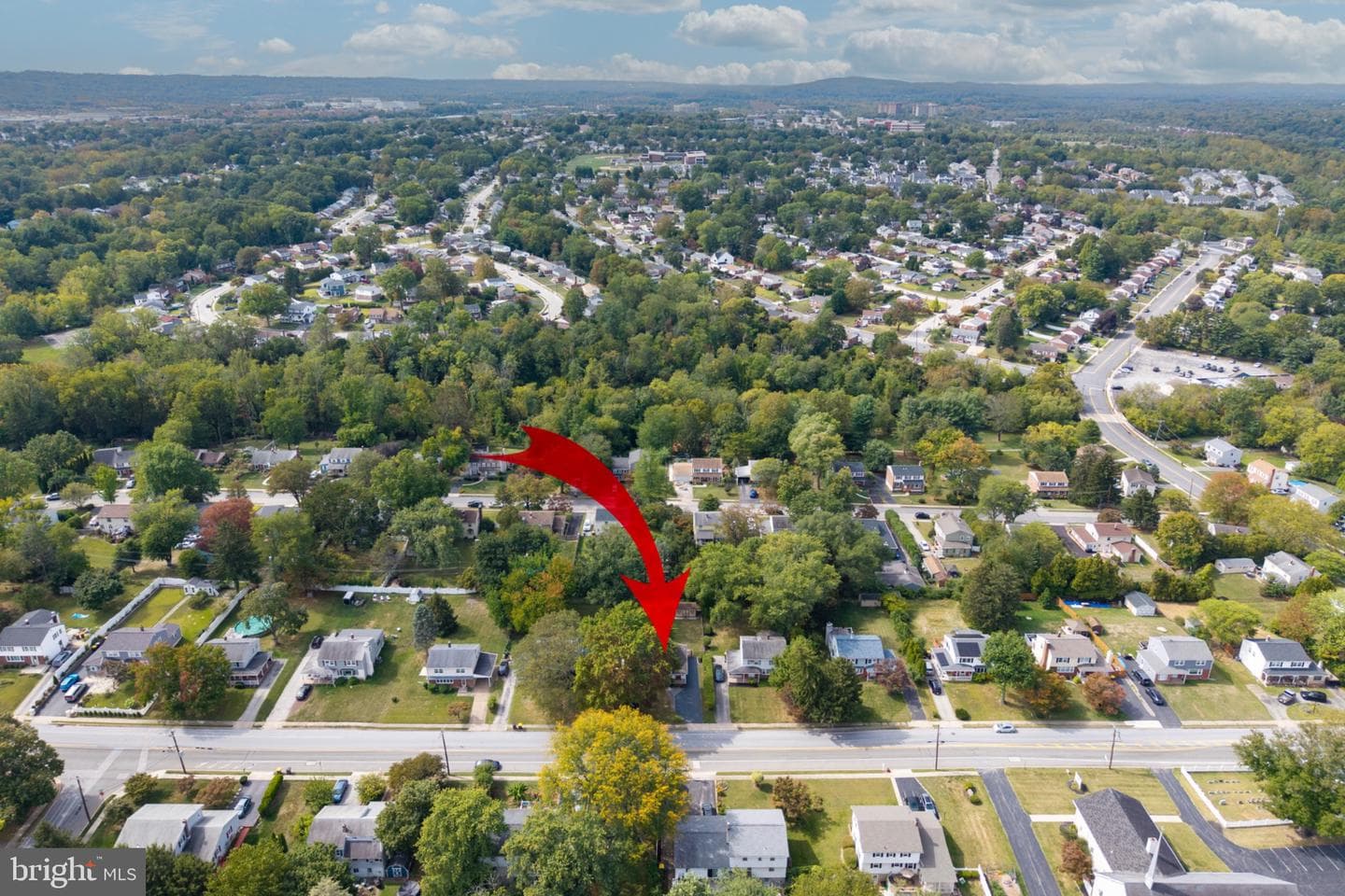 709 N Henderson Road photo 57