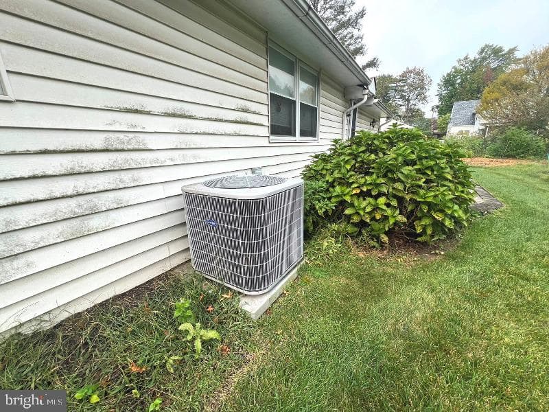 2205 Cross Road photo 15