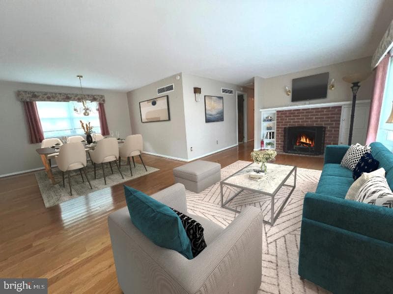 2205 Cross Road photo 4