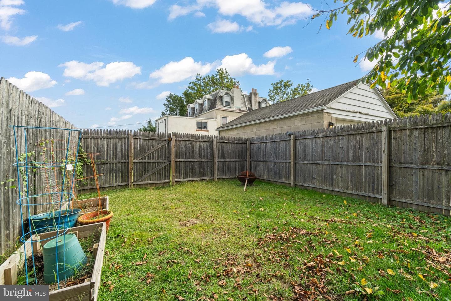 727 Tose Street photo 25