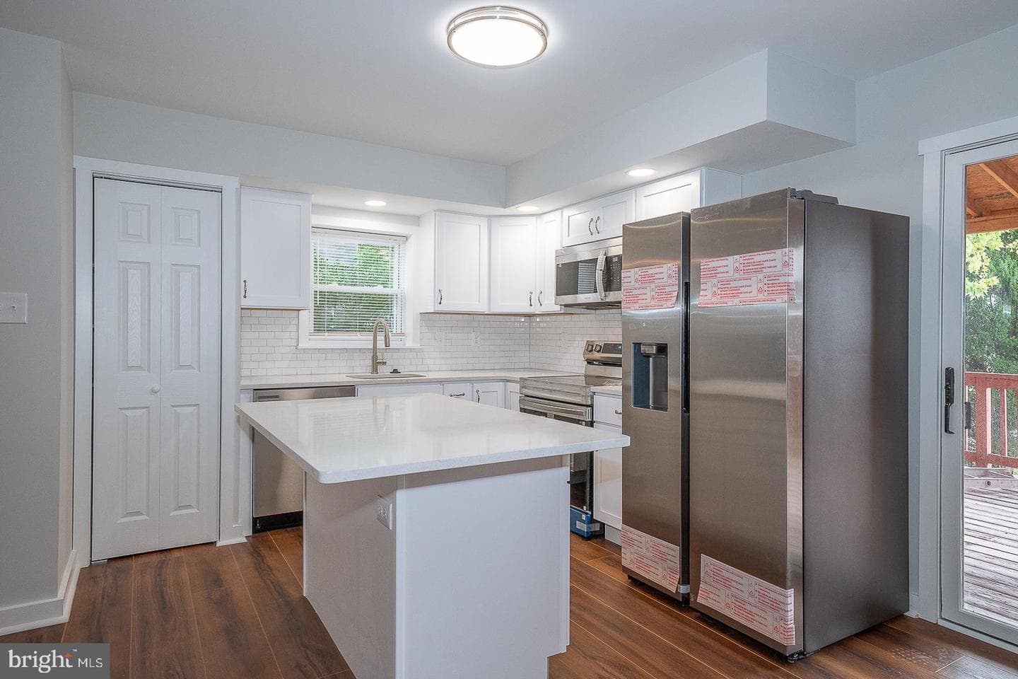 614 Caroline Drive photo 13