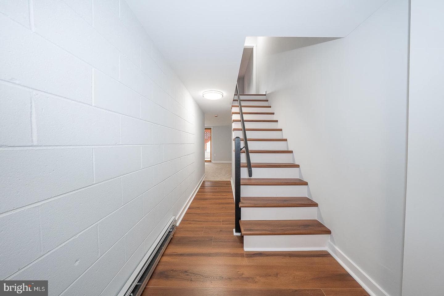 614 Caroline Drive photo 17